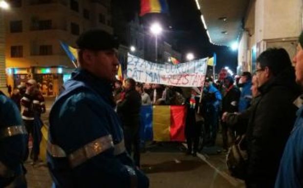 Ötvenhárom napig tüntetnének a kolozsváriak