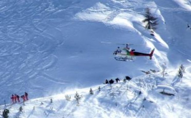 Négyen haltak meg a franciaországi lavinában