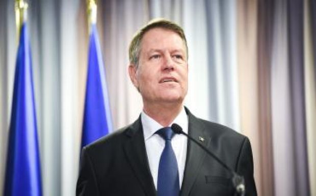 Kihirdette az államfő a „hiperoptimista” költésgvetési törvényt
