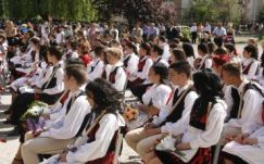 Még pár napig van közvitán az alternatív román tanterv, szólj hozzá most!