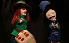 Születésnapi Mátyás-előadás a kolozsvári bábszínházban