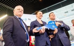 Hosszú Katinka átvette a vizes vb-nek otthont adó Duna Aréna kulcsait