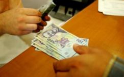 Erdély egyre inkább lemarad Bukaresttől a bérversenyben