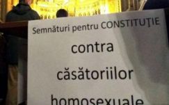 Kezd kínos lenni a melegeket megcélzó alkotmánymódosító kezdeményezés?