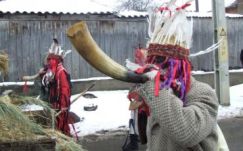 Tótágast állt a világ Szentegyházán – a Hargita Megyei Farsangbúcsúztatón voltunk