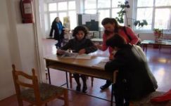 Hétfőn kezdődik a gyerekek elemi osztályokba való beíratásának első szakasza