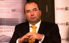 Diósi László a költségvetésről: leállíthatja a kormány a beruházásokat az év vége felé