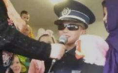 A kommandói eset után újabb farsangon alázták meg a menedékkérőket 