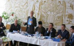 Bukarestben „siránkoznak” a székelyföldi románok az RMDSZ miatt