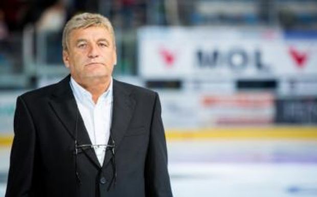 Nyugdíjba vonul a fehérvári jégkorongklub vezére