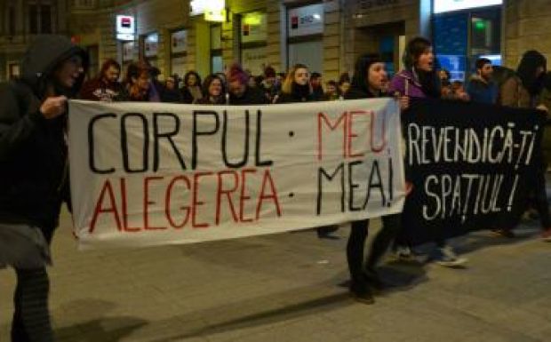 Tudod, hogy valójában mit ünnepelünk március 8-án?– feminista felvonuláson jártunk