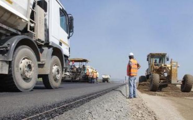 550 km autópálya épülhetett volna az államadósságra fordított tavalyi pénzből