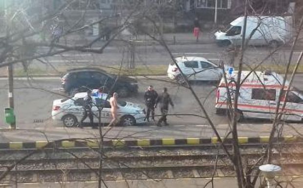 Pszichiátriára került a Nagyváradon meztelenül sétáló férfi
