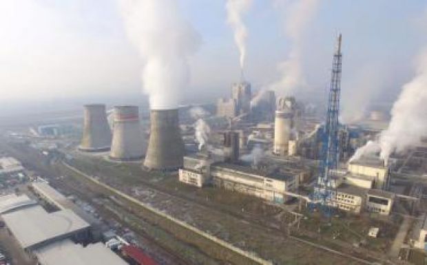 Spontán sztrájkot tartottak az Azomureş dolgozói a svájci nagykövet látogatása alatt