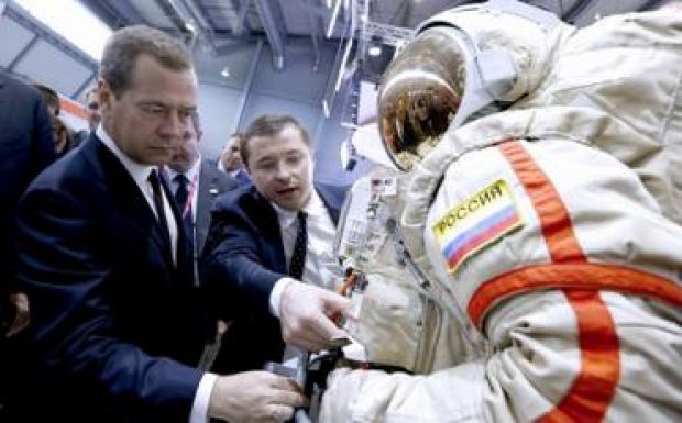 Az oroszok is beszállnak a holdutazás-versenybe