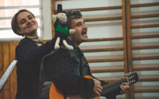 Interaktív sétával ünnepli a Bábszínházi Világnapot a kolozsvári Puck