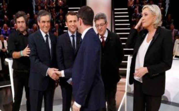 Emmanuel Macron „nyerte” a francia elnökjelöltek első tévévitáját