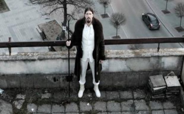 Sokaknak arcára fagyott a mosoly a szerb viccpárt népszerűsége láttán