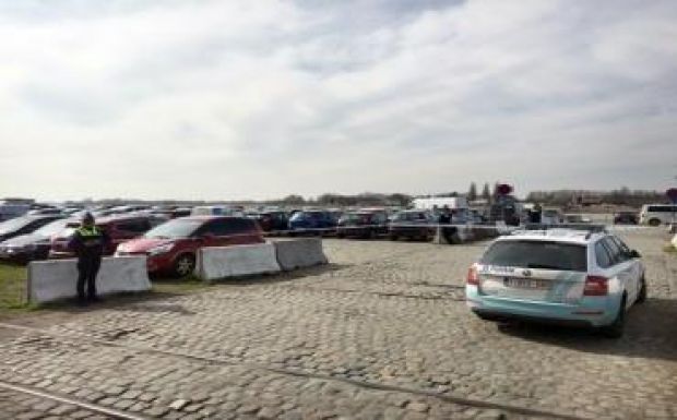 Járókelők közé hajtott egy autós Belgiumban is