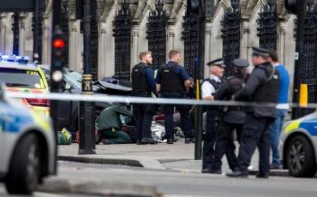 Ötven sérültje van a londoni merényletnek, ketten válságos állapotban