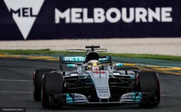 Hamilton indulhat az első rajtkockából az Ausztrál Nagydíjon