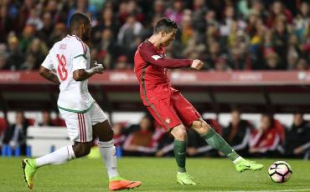 Hol van már a lyoni nyár? A portugálok 3-0-ra verték Dzsudzsákékat