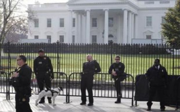 Hat nap alatt háromszor próbálkozott bejutni a Fehér Házba egy nő