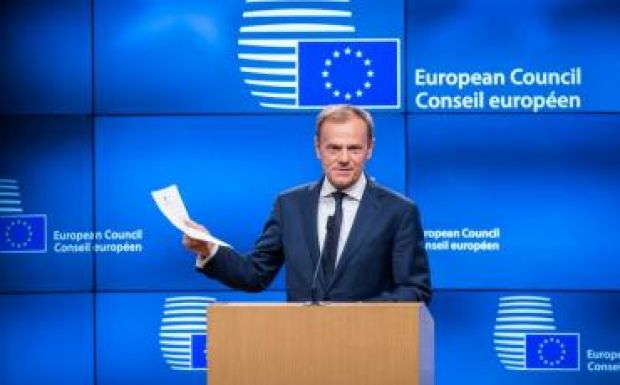 Donald Tusk: a brit kormány bejelentette a kilépési folyamat megindítását