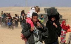 Menekülnek a civilek Moszulból