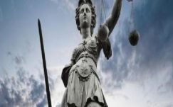 Bogdán Tibor:  Kinek kell rettegnie?