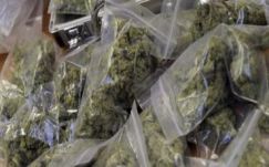 Két kilogramm kannabiszt foglaltak le Kolozsváron