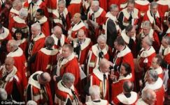 A Lordok Háza az Egyesült Királyságban élő uniós állampolgárok jogainak garantálása mellett szavazott