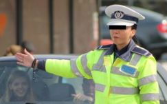 Megverte egy rendőrnő – állítja a Szatmár megyei férfi