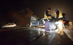 Nagyon durva baleset főszereplője volt egy romániai autó Magyarországon