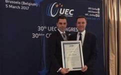 Novák Eduárd érdemoklevelet kapott az európai szövetségtől 