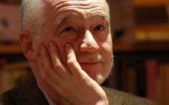 Artisjus Irodalmi Nagydíjat kapott Nádasdy Ádám