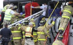 Vonat ütközött busszal Mississippiben