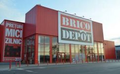 Beindult a láncreakció: a Brico Depot is lemondott a Schweighoferről