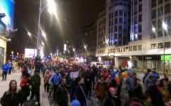 Újabb kormányellenes tüntetést tartottak vasárnap este