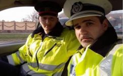 Humoros rendőrök férkőztek be az autósok Facebook-csoportjaiba