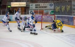 Rekordgyanús hokimeccset rendeztek Norvégiában 