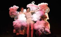 Ezek a nagytermi színházi előadások szerepelnek a HolnapUtán Fesztiválon