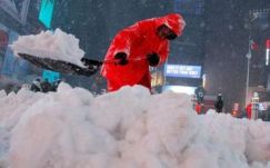 Egyesült Államok: hóviharok és áradások sújtják a keleti part vidékeit