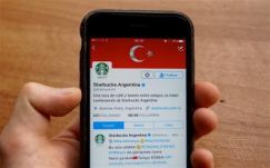 Horogkeresztek és Erdoğan-párti üzenetek árasztották el a Twittert