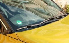 Tervezet: emissziós matricát kap az összes hazai gépkocsi