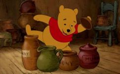 Kínában betiltják Micimackót