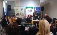 Nőiségről és nőgyűlöletről értekeztek Csíkszeredában a művészetek révén