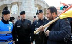 Közös RMDSZ-EMNP panasz az Erdély-zászló ügyében