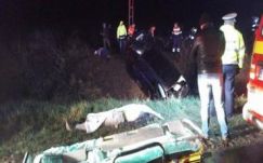Három ember vesztette életét egy autóbalesetben