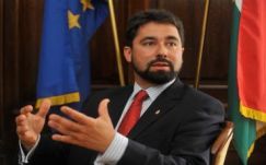 Fidesz: szélsőséges támadás indult Magyarország ellen